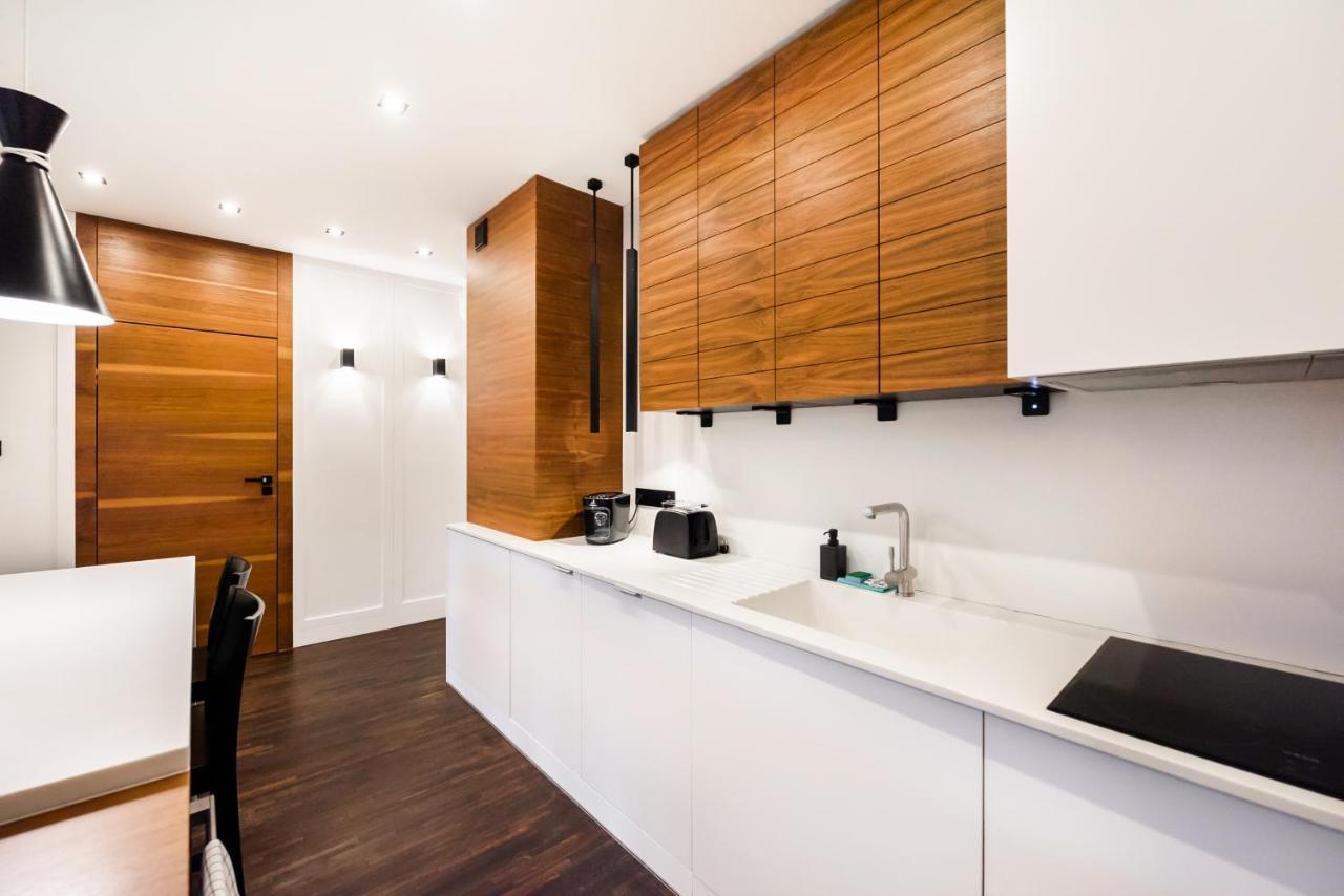 Wola Luxury Wooden Apartment وارسو المظهر الخارجي الصورة